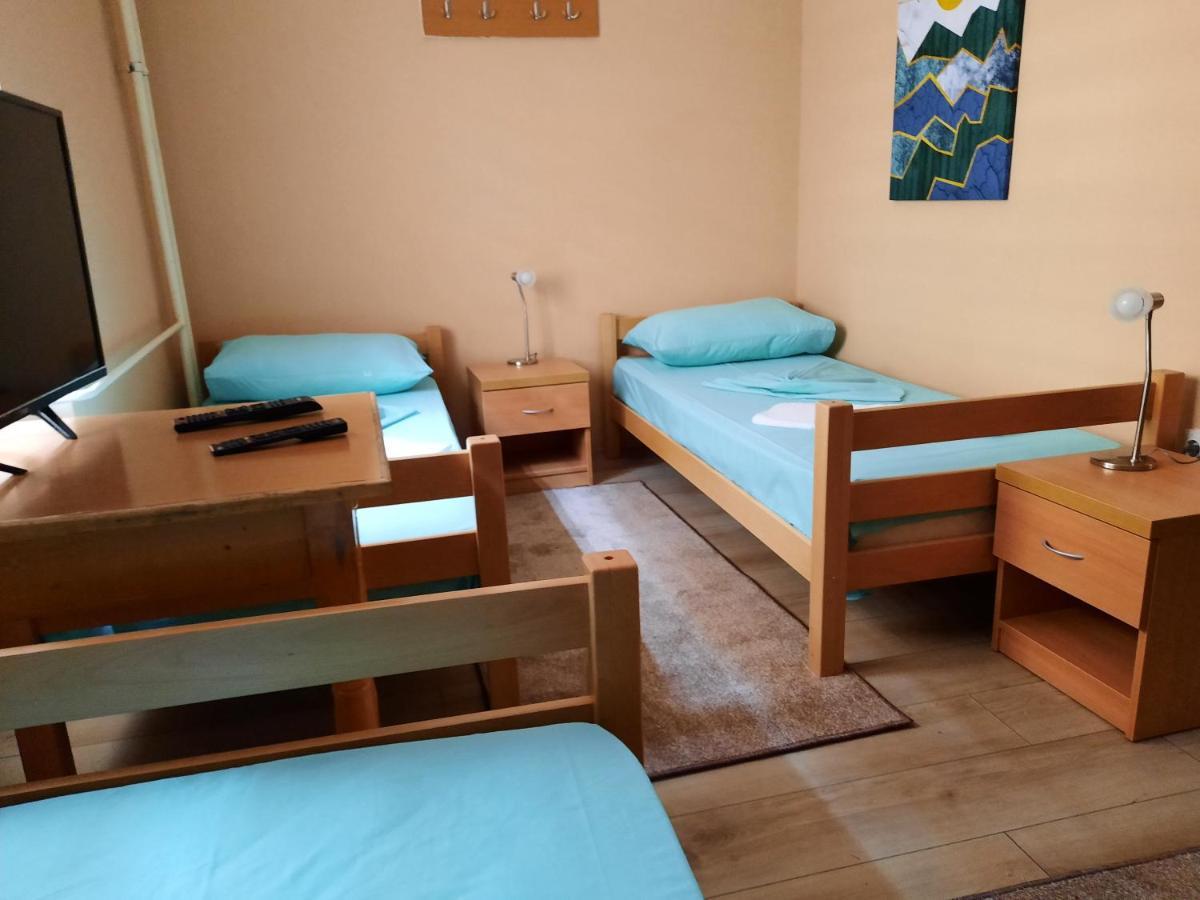 Petar Drapsin Hostel Белград Екстер'єр фото